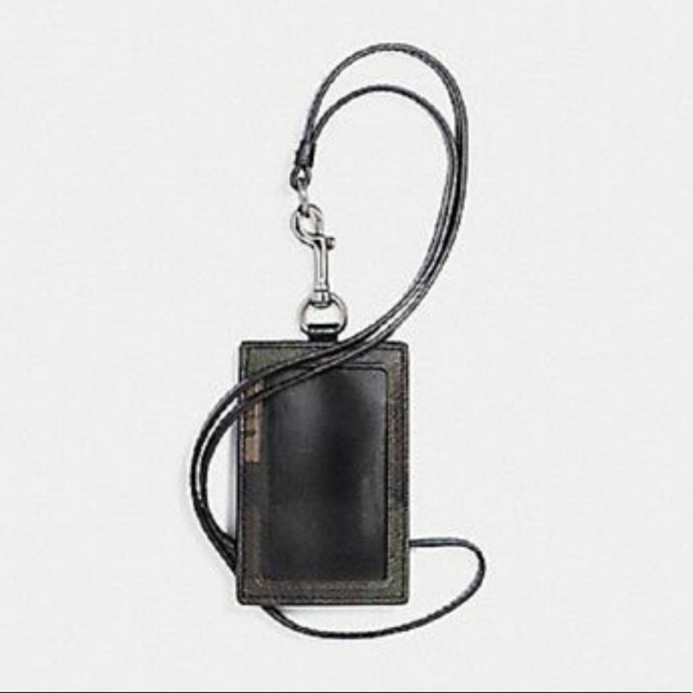 🎉 HP 🎉 🆕 Coach Camouflage ID Badge Lanyard - Picture 3 of 8